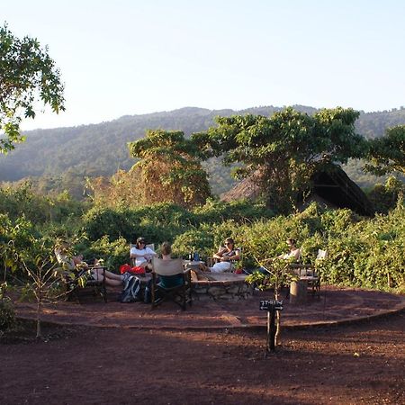 Crater Forest Tented Lodge Карату Экстерьер фото
